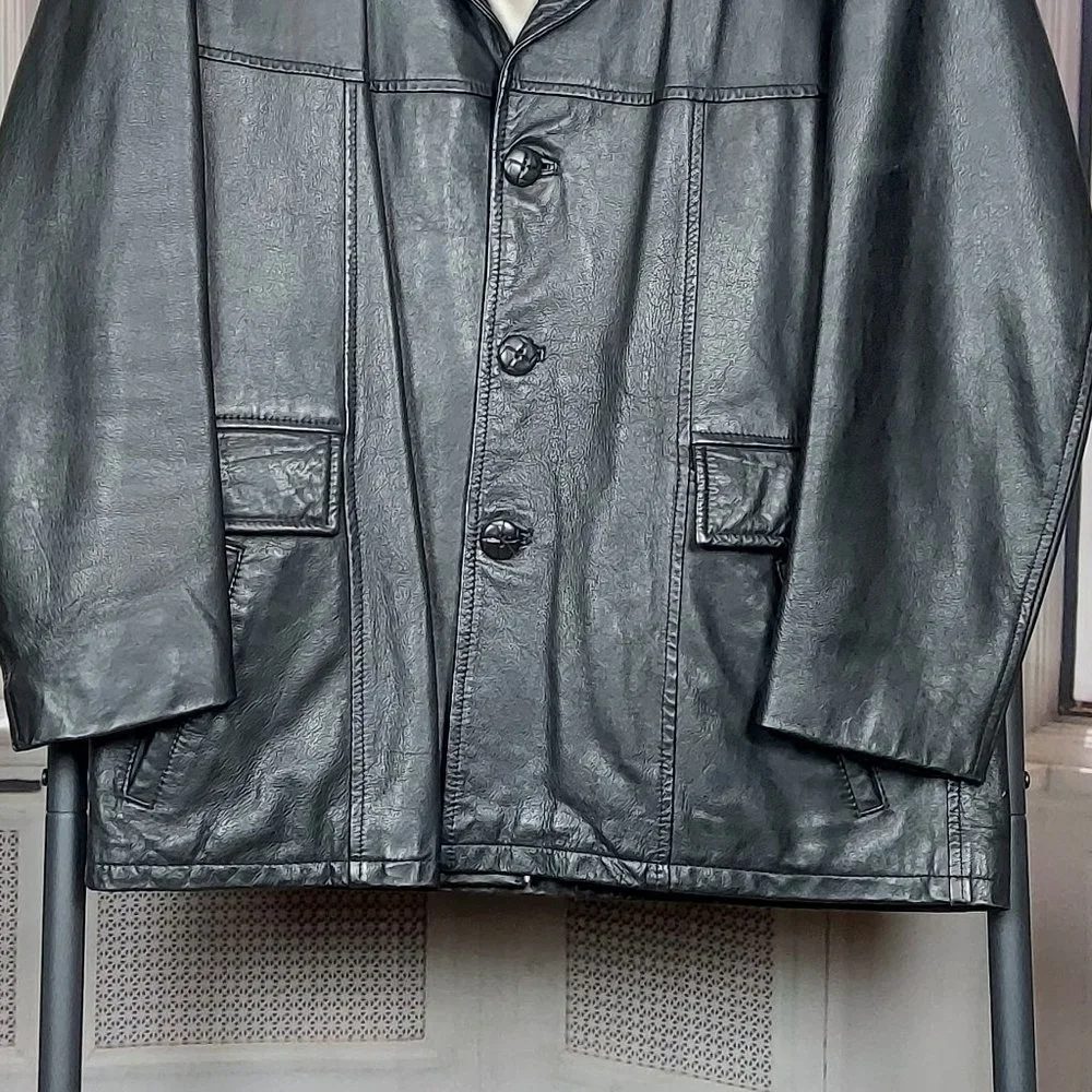 MEN'S GENUINE LEATHER BUTTON FRONT COAT BY OAKTON (M) - Picture 5 of 15